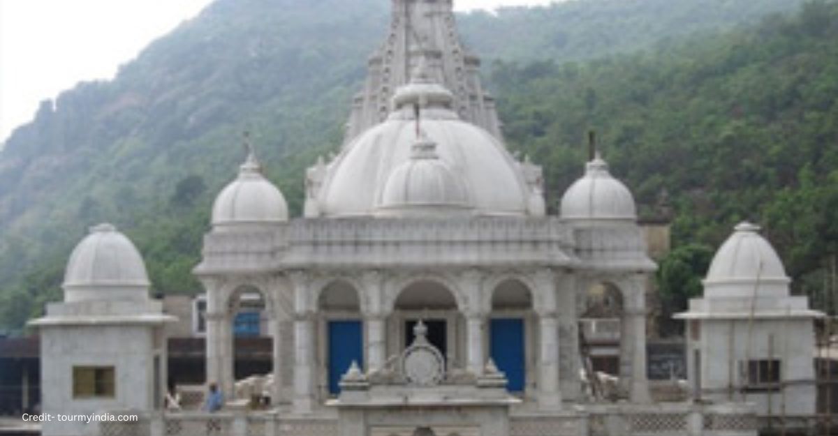 FAQs About Shikharji Jain Temple