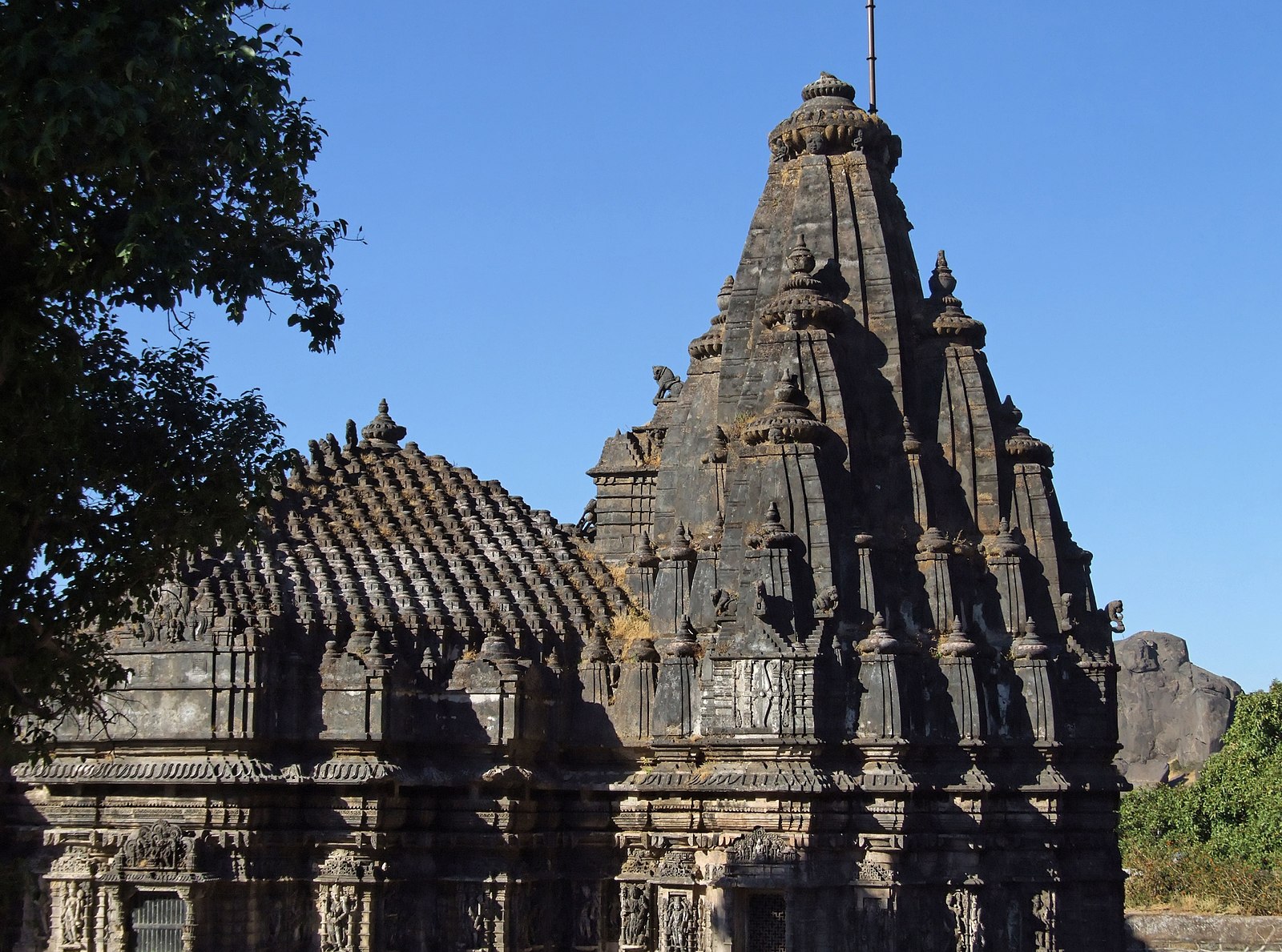 Girnar Jain temple - Neminath temple