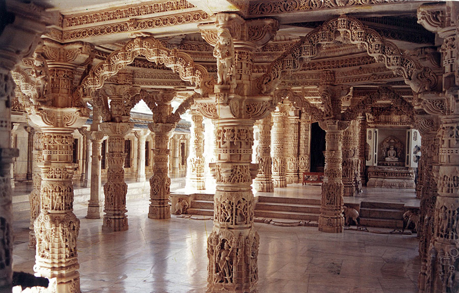 Intricate carvings of Luna Vasahi Dilwara Jain Temple Mount Abu