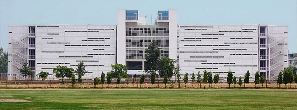 Jamia Millia Islamia University Engineering College in Delhi