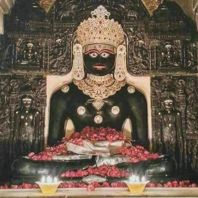 Lord Neminath Idol Girnar Jain Mandir