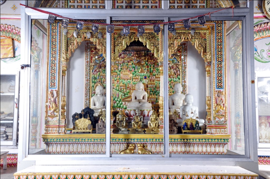 Shri Shantinath Bada Jain Mandir Hastinapur