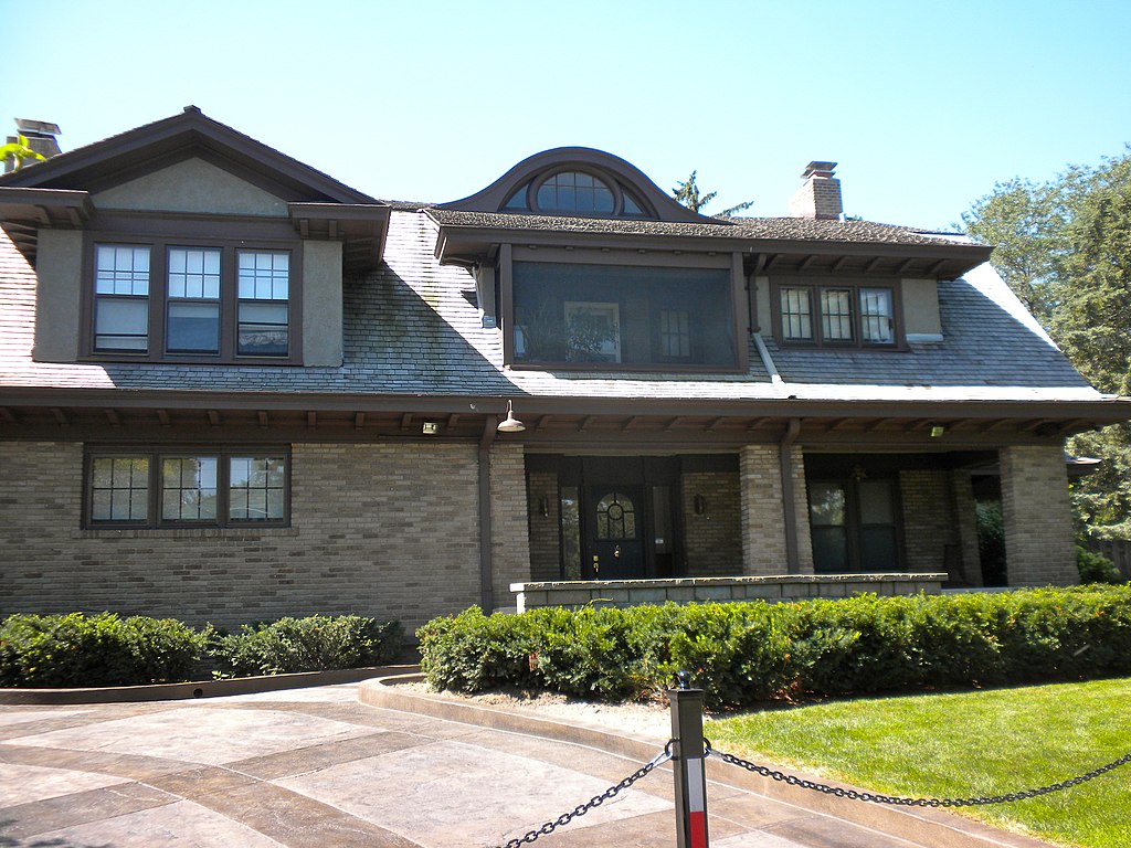 Warren Buffett's home in Omaha, Nebraska
