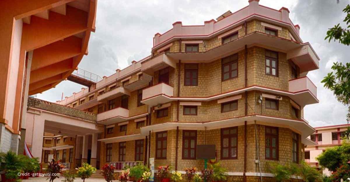 Mount Carmel College- BBA Colleges in Bangalore