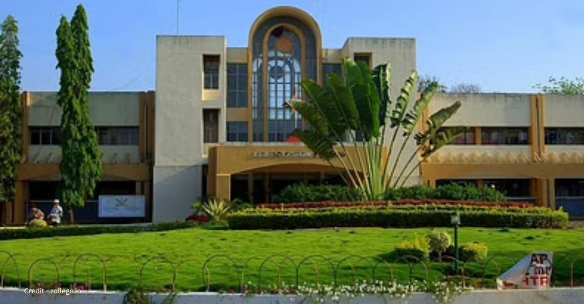 University of Hyderabad - Top MSc Biotechnology College