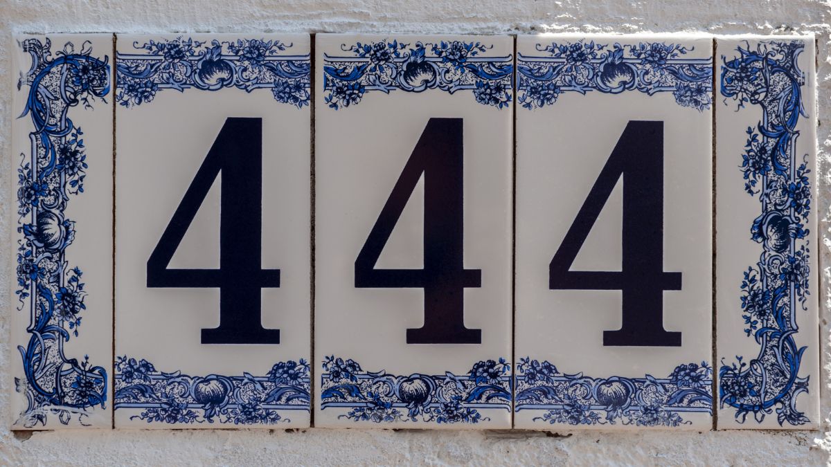 What is 444 Angel Number?